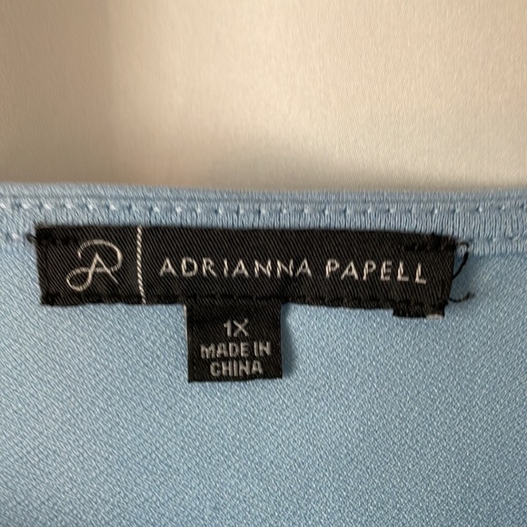 Adrianna Papell Flutter Sleeve Blouse - Picture 3 of 4